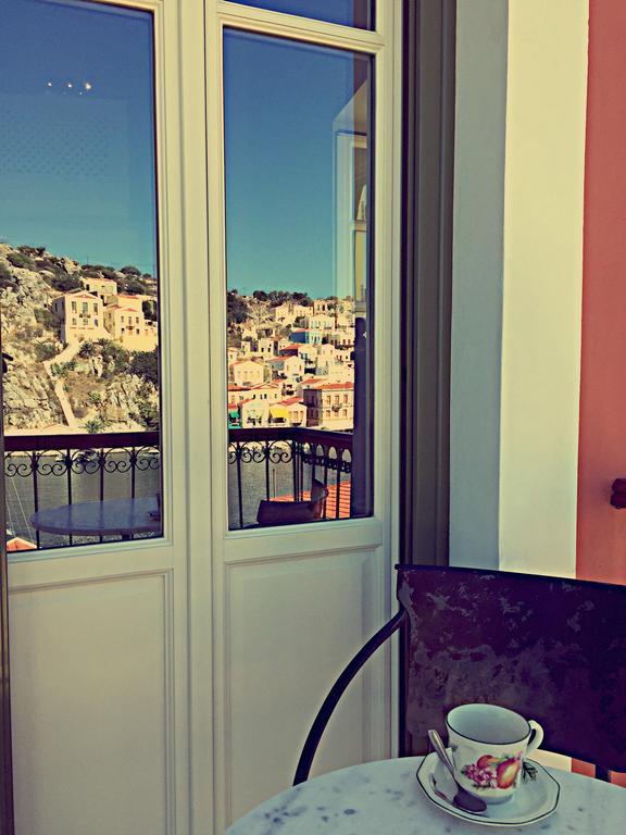 Aparthotel Thea Symi Habitación foto
