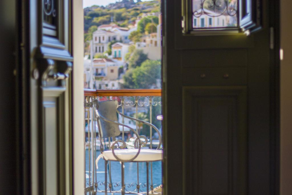 Aparthotel Thea Symi Exterior foto