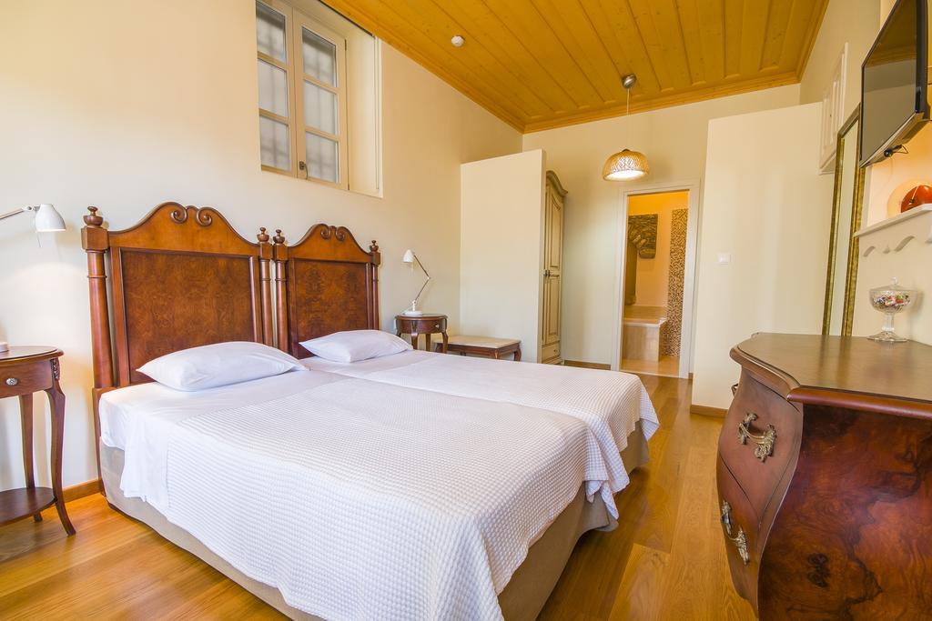Aparthotel Thea Symi Exterior foto