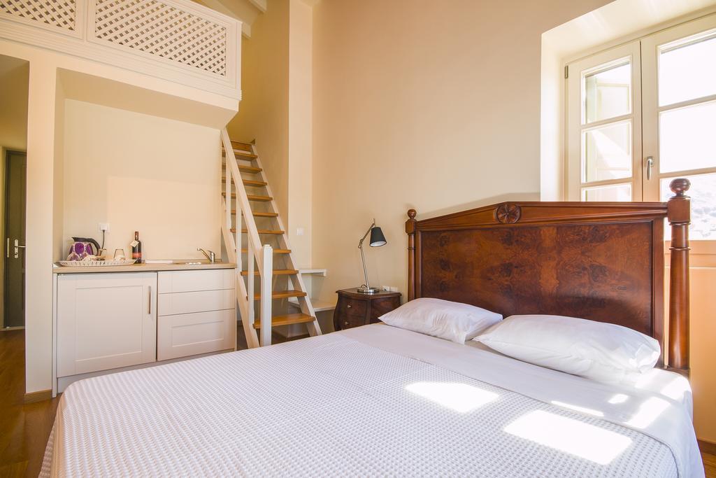 Aparthotel Thea Symi Exterior foto