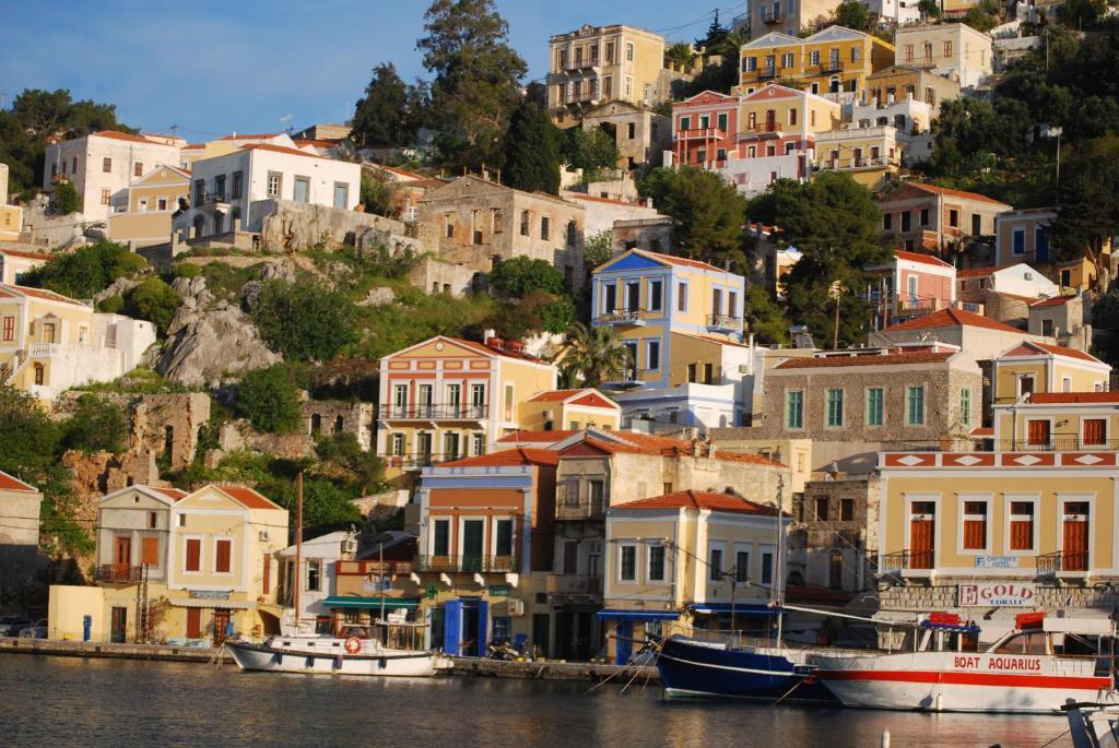 Aparthotel Thea Symi Exterior foto